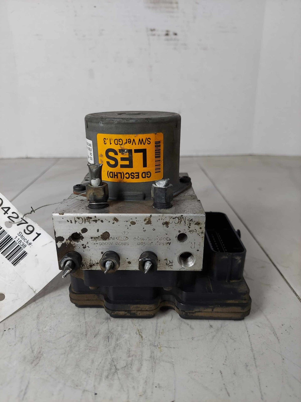 Anti-lock Brake Parts HYUNDAI ELANTRA 13 14 150